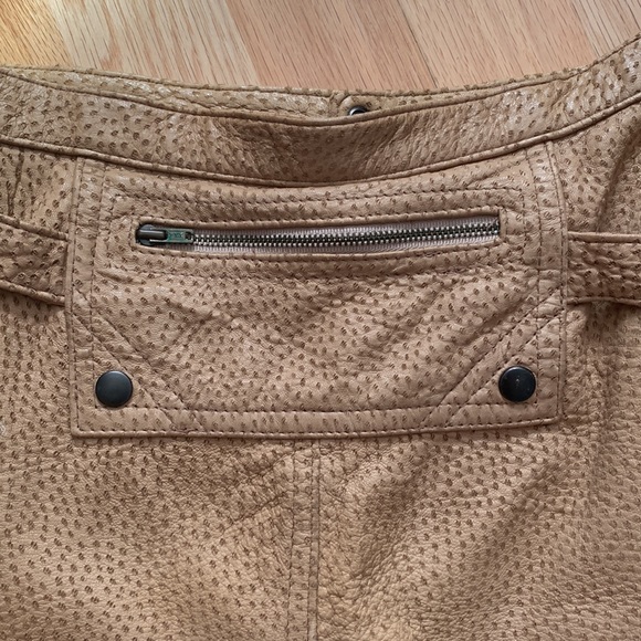 Real ‘Ostrich’ leather skirt with pockets - Picture 4 of 16